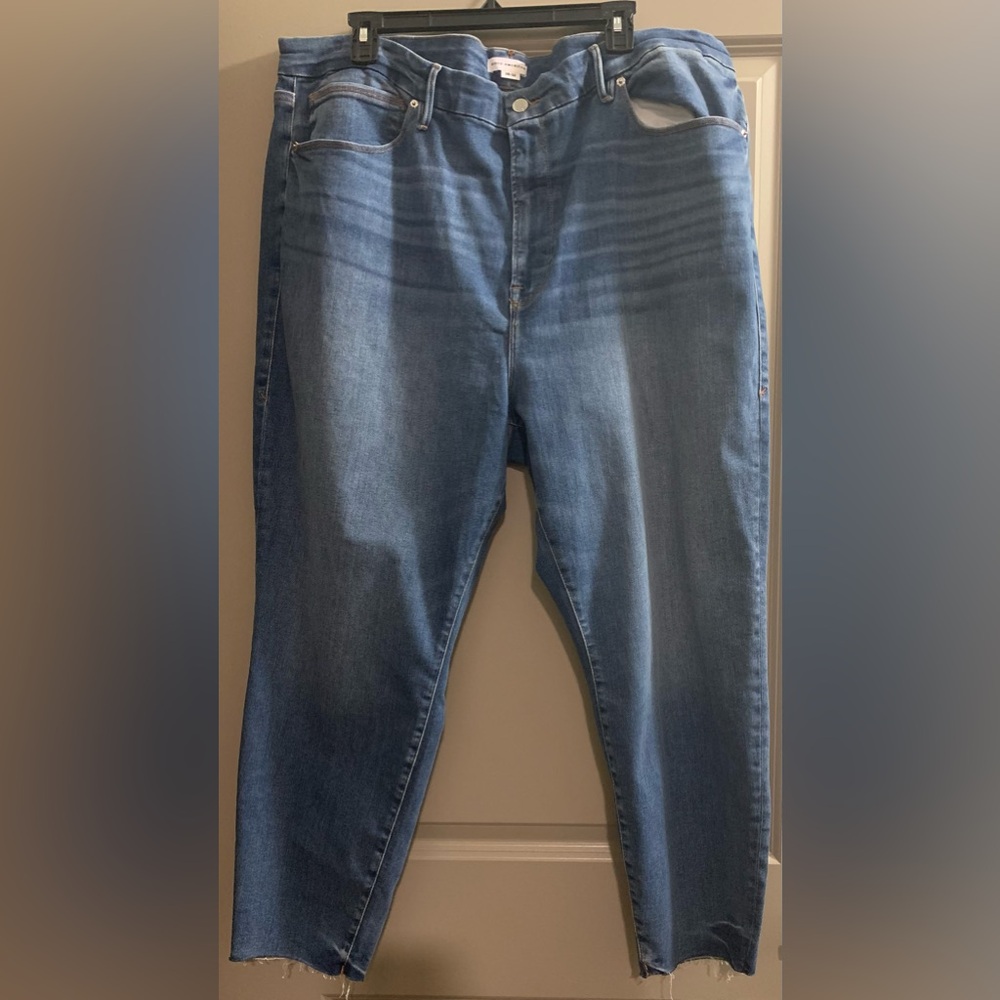 Good American Medium All Fit Blue Straight-Leg Jeans